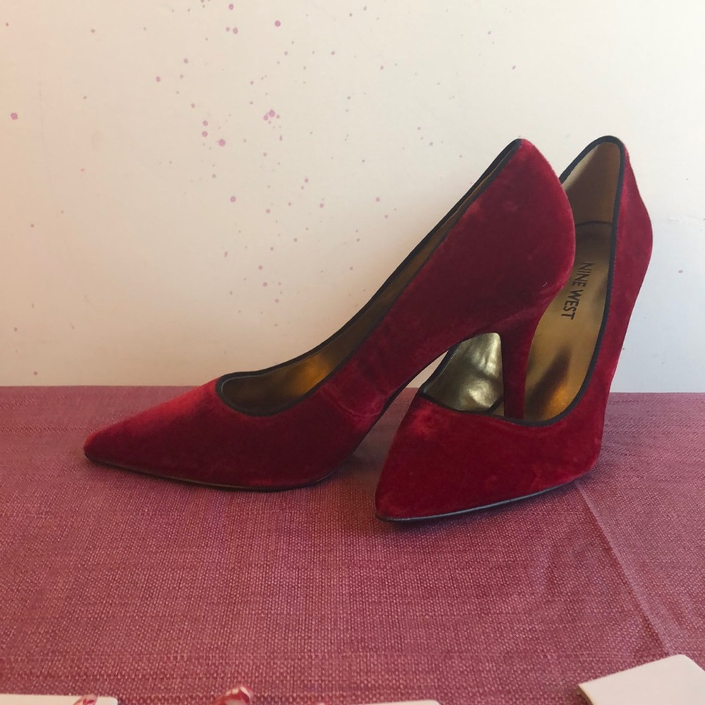High heel shoes
